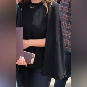 Dkny black top with cape